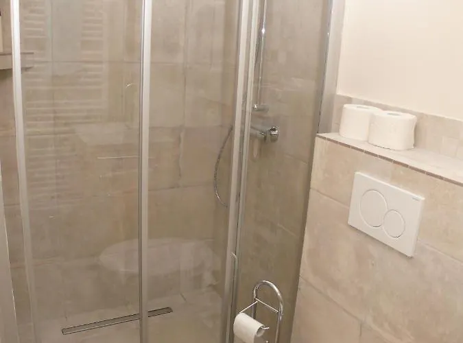 Altes Schaeferhues Altes Schaeferhues